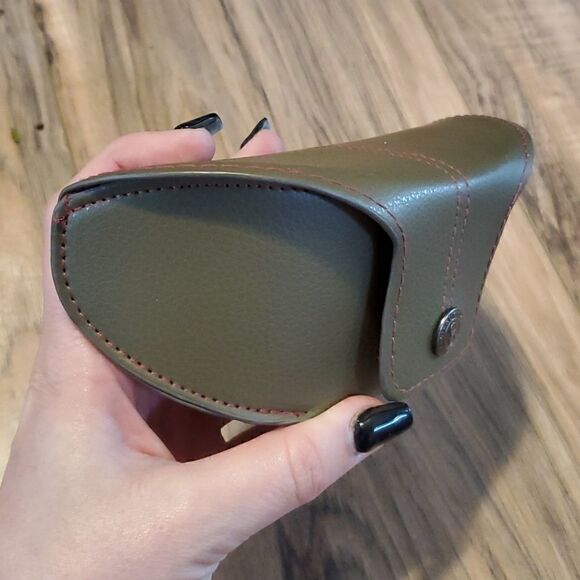 Margenthal Fredricks | Sunglasses Case - Picture 5 of 5